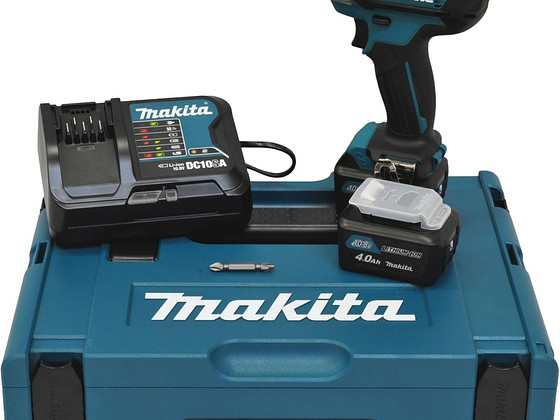 Makita TD110DSMJ — аккумуляторный ударный шуруповёрт