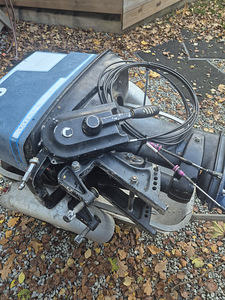 Volvo Penta 350 (7 фото из 8)