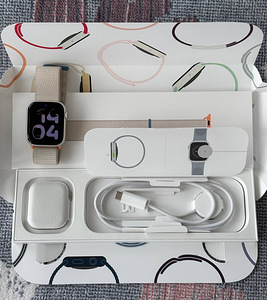 Apple Watch Series 9 45 мм GPS + Cellular (3 фото из 7)