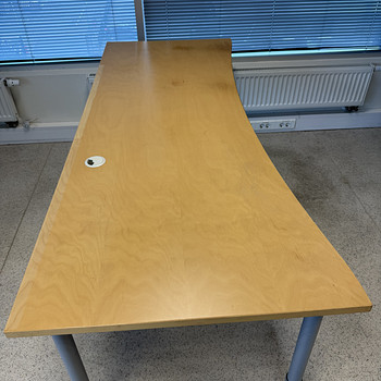 ISKU büroolaud 200 x 80 cm. Kogus: 2 tk.