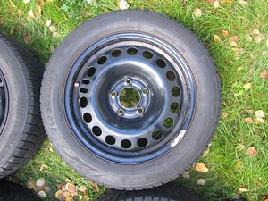 Диски Opel R16 5x115, зимние шины 6 мм DOT19, колпаки (4 фото из 10)