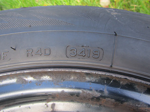 Диски Opel R16 5x115, зимние шины 6 мм DOT19, колпаки (7 фото из 10)