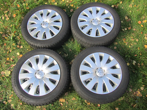 Диски Opel R16 5x115, зимние шины 6 мм DOT19, колпаки (1 фото из 10)