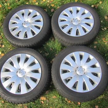 Диски Opel R16 5x115, зимние шины 6 мм DOT19, колпаки