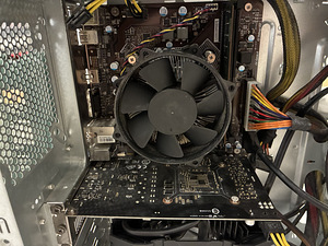 MSI Mänguarvuti (7 foto / 10)