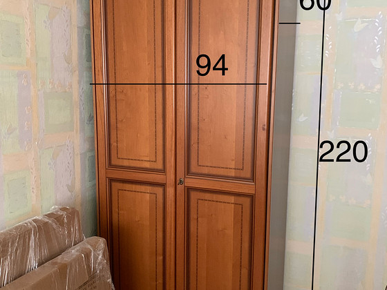 Шкаф