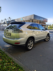 LEXUS 400H (4 foto / 15)