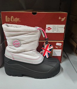 Uued Lee Cooper talvesaapad s.35 (1 foto / 2)