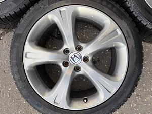 19" Honda CR-V veljed 5x114,3 + 245/45/19 m+s (7 foto / 8)