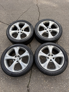 19" Honda CR-V veljed 5x114,3 + 245/45/19 m+s (8 foto / 8)