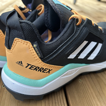 Adidas jalatsid 38 2/3