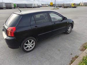 Toyota (3 foto / 11)