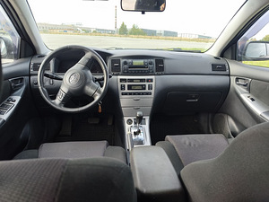 Toyota (6 foto / 11)