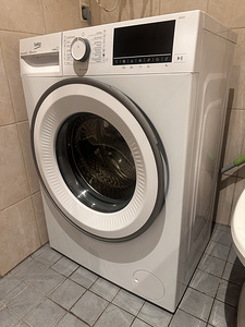 Продаю стиральную машину Beko B3WF U 7744 WB (1 фото из 5)