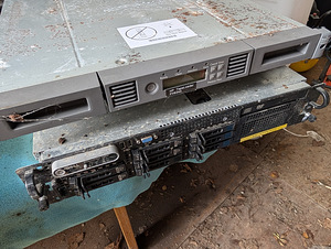 Palju põnevat vaid KG hinnaga! Homelab, DIY RAM, GPU JPM! (2 foto / 10)