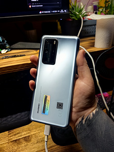 Huawei p40 pro (1 фото из 5)