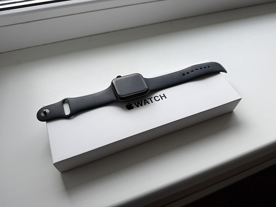 Apple Watch SE 2024 44mm GPS + LTE