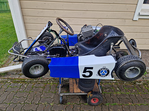 Kartauto (4 foto / 4)