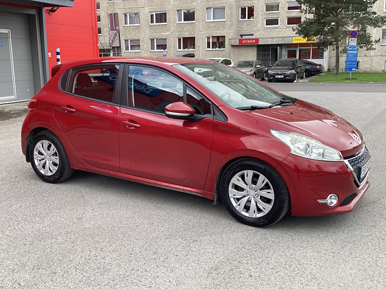 Peugeot 208 2015a automaat