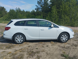Müüa/vahetada opel astra j sportstourer 1.6 85kw (2 foto / 6)