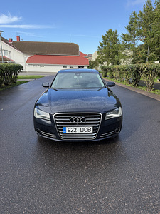 Audi A8 (2 foto / 11)