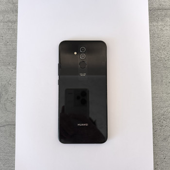 HUAWEI Mate 20 lite (64GB) — Täielikult töökorras / Töökorras