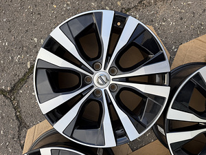 18" оригинальные диски Volvo 5x108 (5 фото из 8)