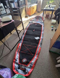 НОВАЯ SUP-ДОСКА, ПОЛНЫЙ КОМПЛЕКТ — СРАЗУ НА ВОДУ! Сиденье+вёсла+насос (6 фото из 7)