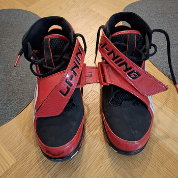 Korvpalli tossud Li-Ning