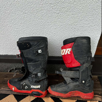 Motokrossi saapad Thor Radial