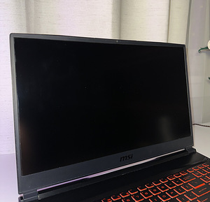 MSI GL75 Leopard 10SCSR (2 foto / 7)