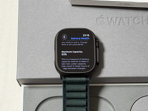 Apple Watch Ultra 2 49 мм, Black Ti, в хорошем состоянии. Аккумулятор 93% (6 фото из 7)