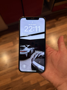 iPhone 12 Pro (2 foto / 4)