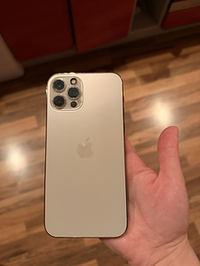 iPhone 12 Pro (3 foto / 4)
