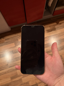 iPhone 12 Pro (4 foto / 4)