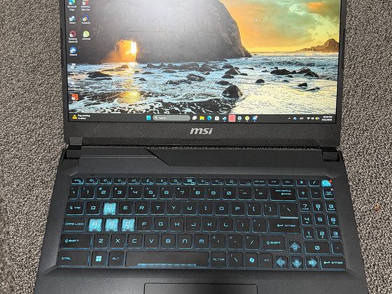 MSI Cyborg 15 A12VF