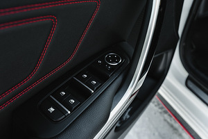 KIA Ceed GT 2019 (9 foto / 13)