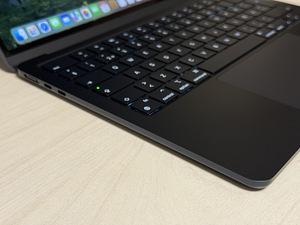 Apple Macbook Air 13 M3 8/256GB MdN nagu uus! (4 foto / 6)