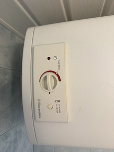 Müüa Electrolux EWH-50 SL elektriboiler, 50 L (2 foto / 2)