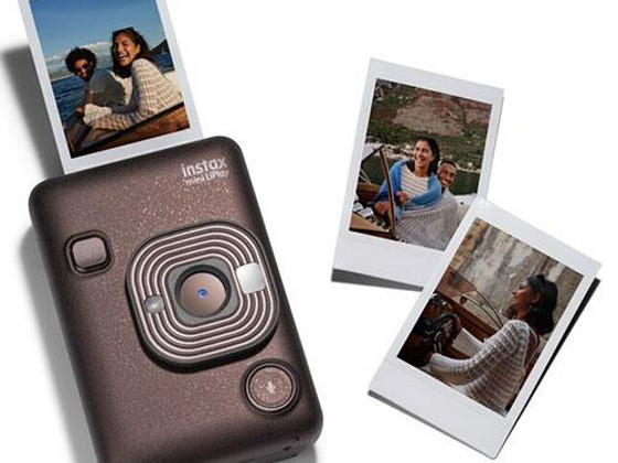 Fuji Instax Mini LiPlay, deep bronze — гибридная камера