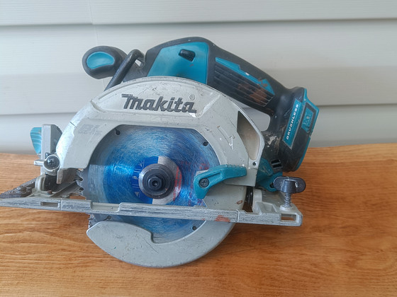 Makita DHS680