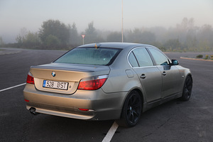 BMW e60 520i (3 фото из 6)