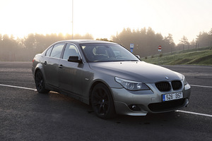 BMW e60 520i (4 фото из 6)