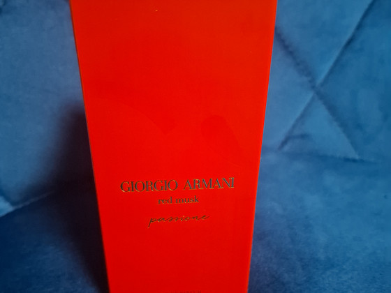 Парфюм Giorgio Armani!