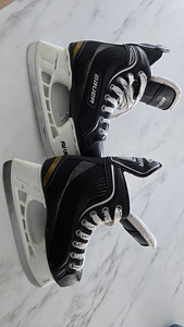 Bauer Supreme one elite hokiuisud suurus 1R (1 foto / 2)