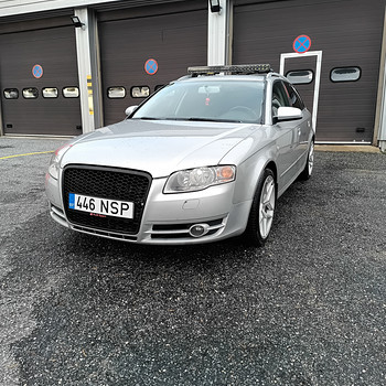 Audi A4 quattro 1.8 120+40 кВт