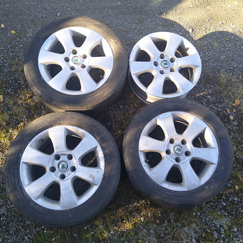 Skoda R16 JIL 1Z0601025P valuveljed rehvidega