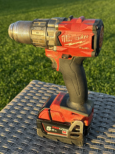 Milwaukee akutrell + aku 5.0Ah (1 foto / 3)