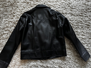 К/с куртка Zara р.140 (3 фото из 5)