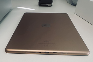 iPad 7 (7-го поколения) Wi‑Fi 128GB, Apple Pencil (оригинал) (6 фото из 9)